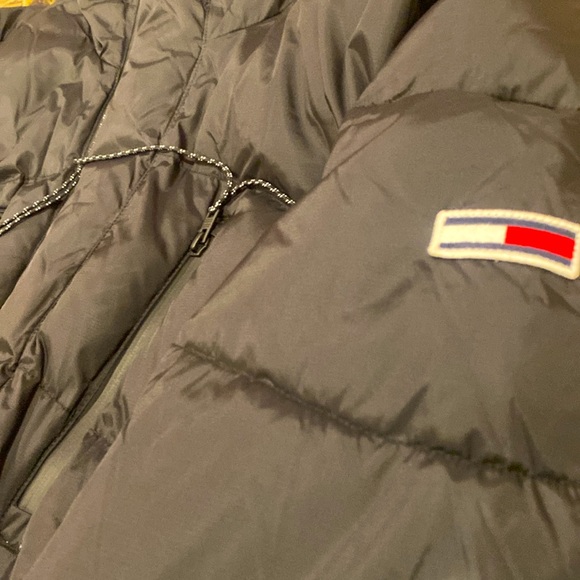 Brand New Men’s L Tommy Jeans Puffer Jacket - Picture 3 of 7